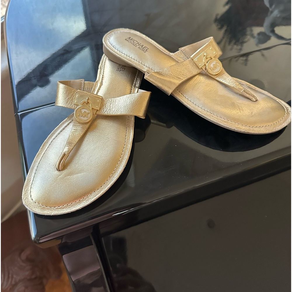 Michaell Kors low heel ( very little heel ) sandel .